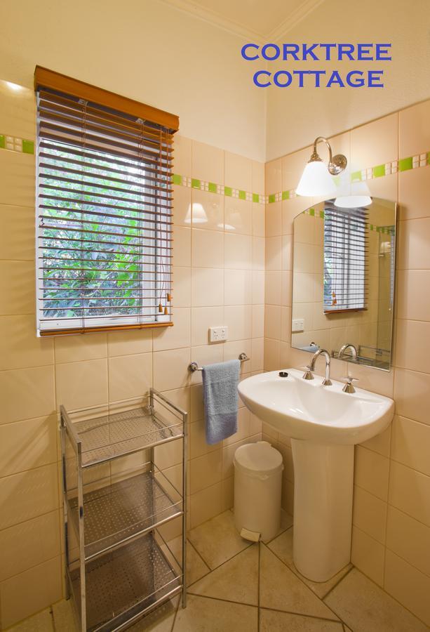 Crafers Cottages Adelaide Bagian luar foto